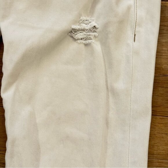 Cabi off-white slim distressed low rise boyfriend skinny  chino pants sz 4 b41 - Picture 6 of 9